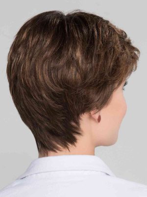 The Spring Mono also blends beautifully down to a neck-hugging nape The Spring Mono also blends beautifully down to a neck-hugging nape