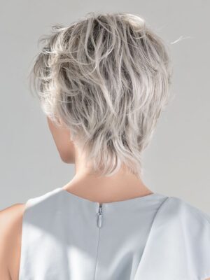 Satin | A perfect cut nape for a snugly and secure fit Satin | A perfect cut nape for a snugly and secure fit