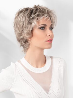 Vanity | The beautifully made lace front offers an absolutely natural look and feel